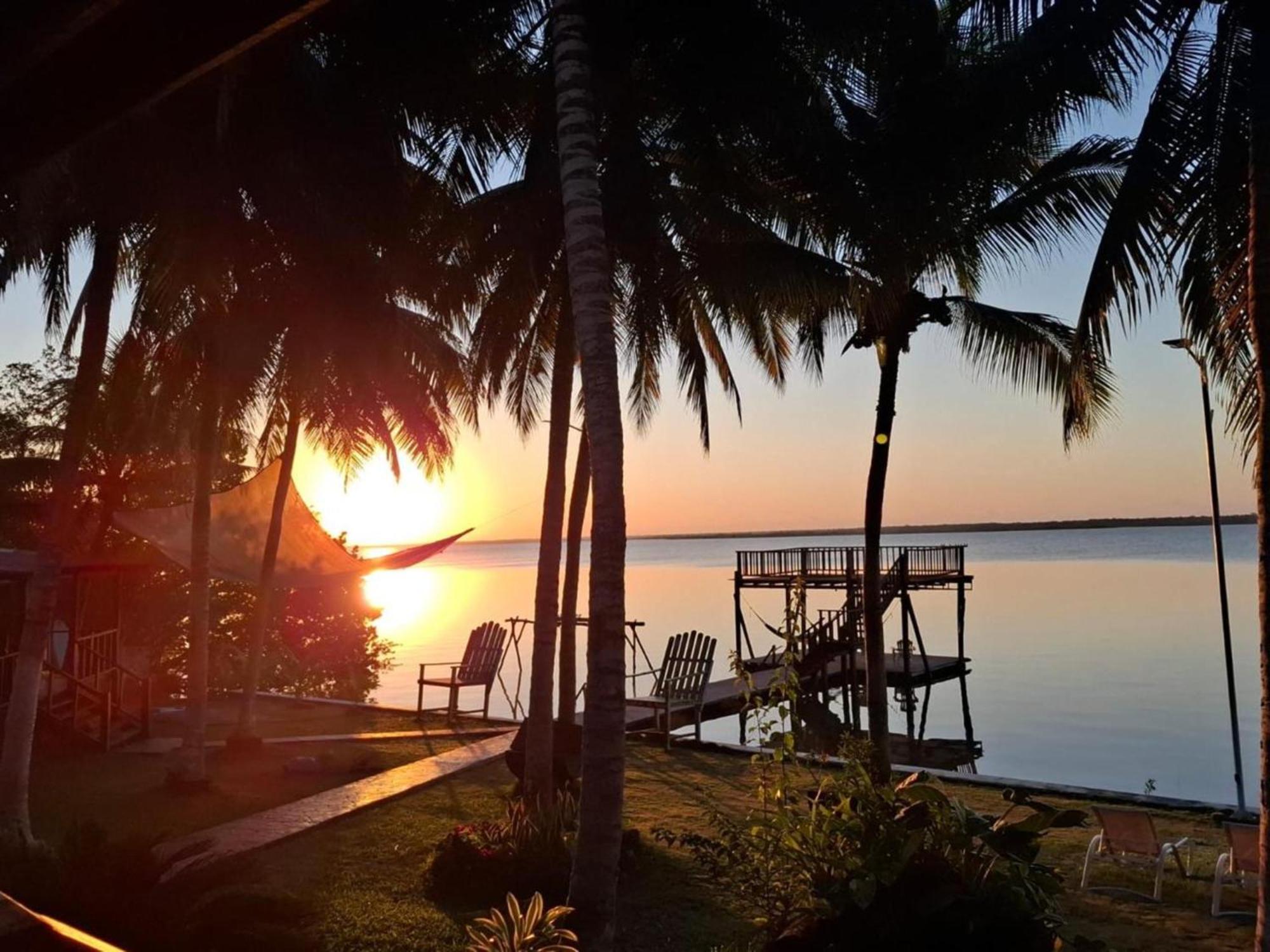 Coras Place Bacalar Lagoon Front 外观 照片